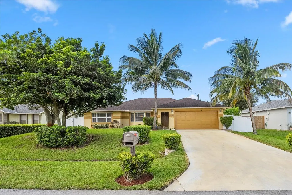 1626 SW Meridian Ave, Port St. Lucie
