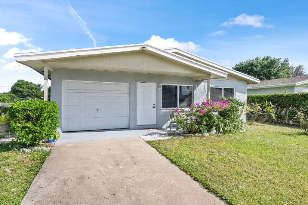 625 SW 8th Ave., Delray Beach