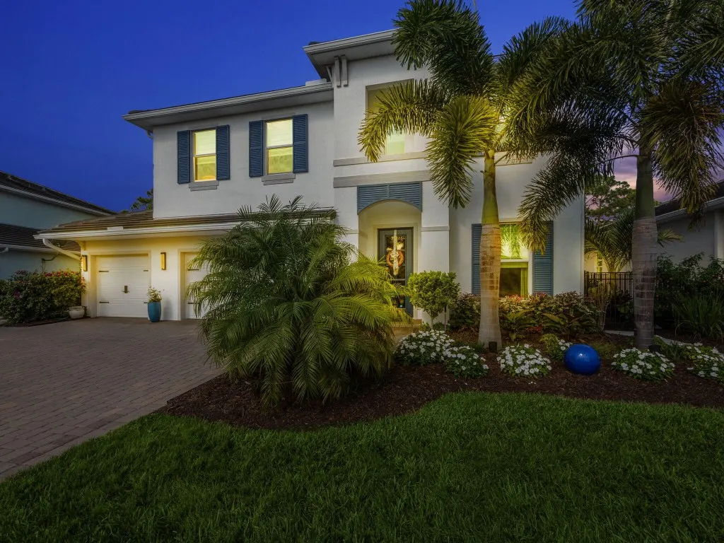 708 SW Riverwatch Pl, Stuart