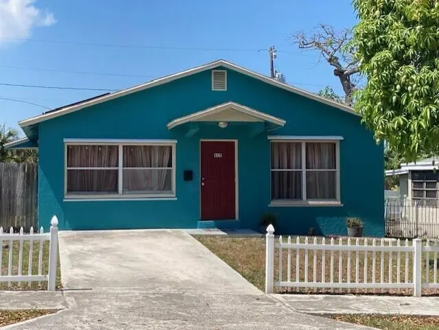 815 30th Court, West Palm Beach